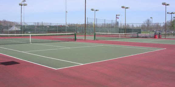 The tennis courts located to the rear of the University Sports Center and adjacent to Al-Marzook Field at Alumni Stadium will no longer house Division I tennis teams at the University of Hartford.