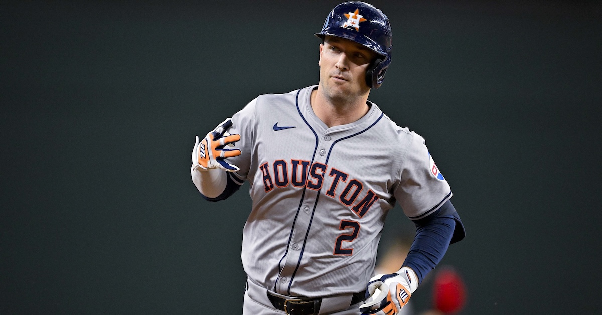 Alex Bregman Signs with Boston Red Sox