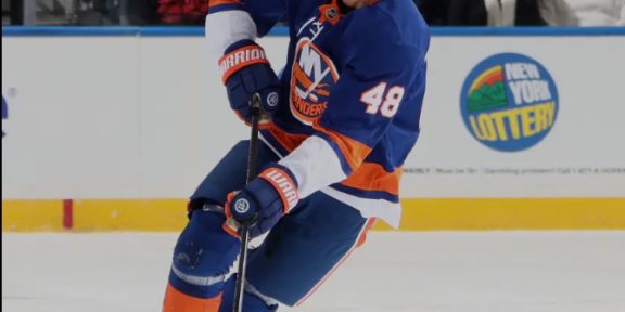 Matthew Schaefer Extends Point Streak Six Games